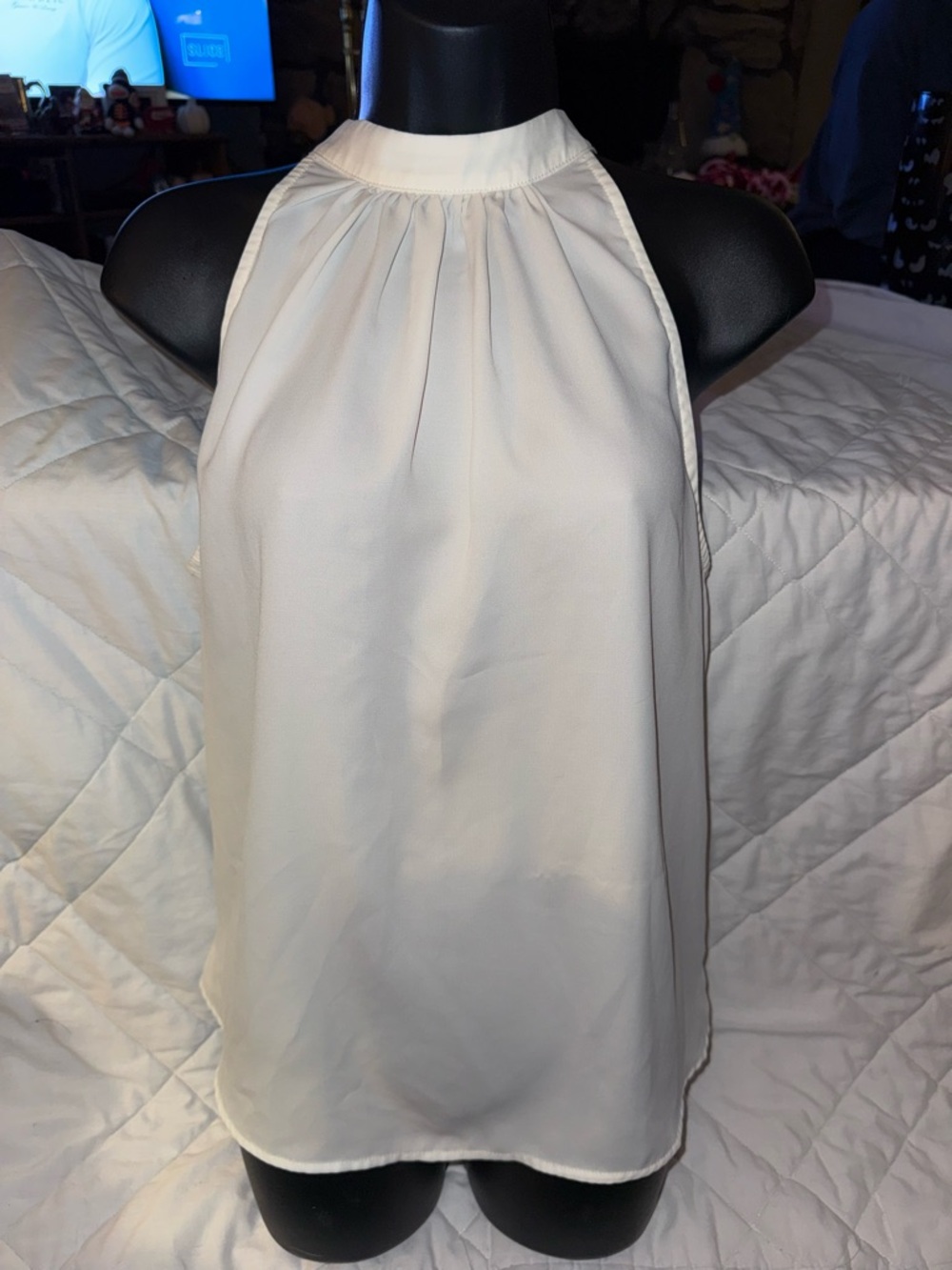Keyhole Back Halter Sleeveless Curved Hem Work Blouse